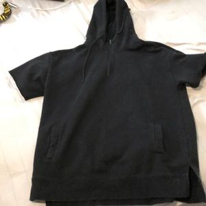 Short sleeve hoodie